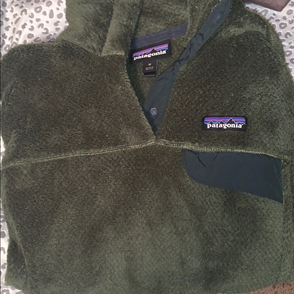 Women’s medium army green Patagonia